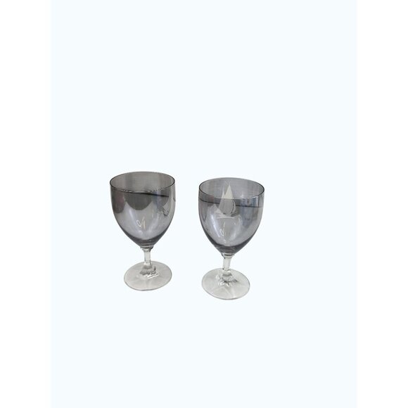 Gray Crystal Etched Sailboat Stemmed Glasses 6" Tall Elegant Nautical Design Go - Picture 3 of 10